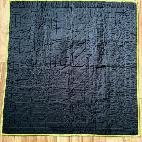 A bug collectors dream Small VTG handmade 90’s bug in a Jar Quilt - Picture 2 of 5